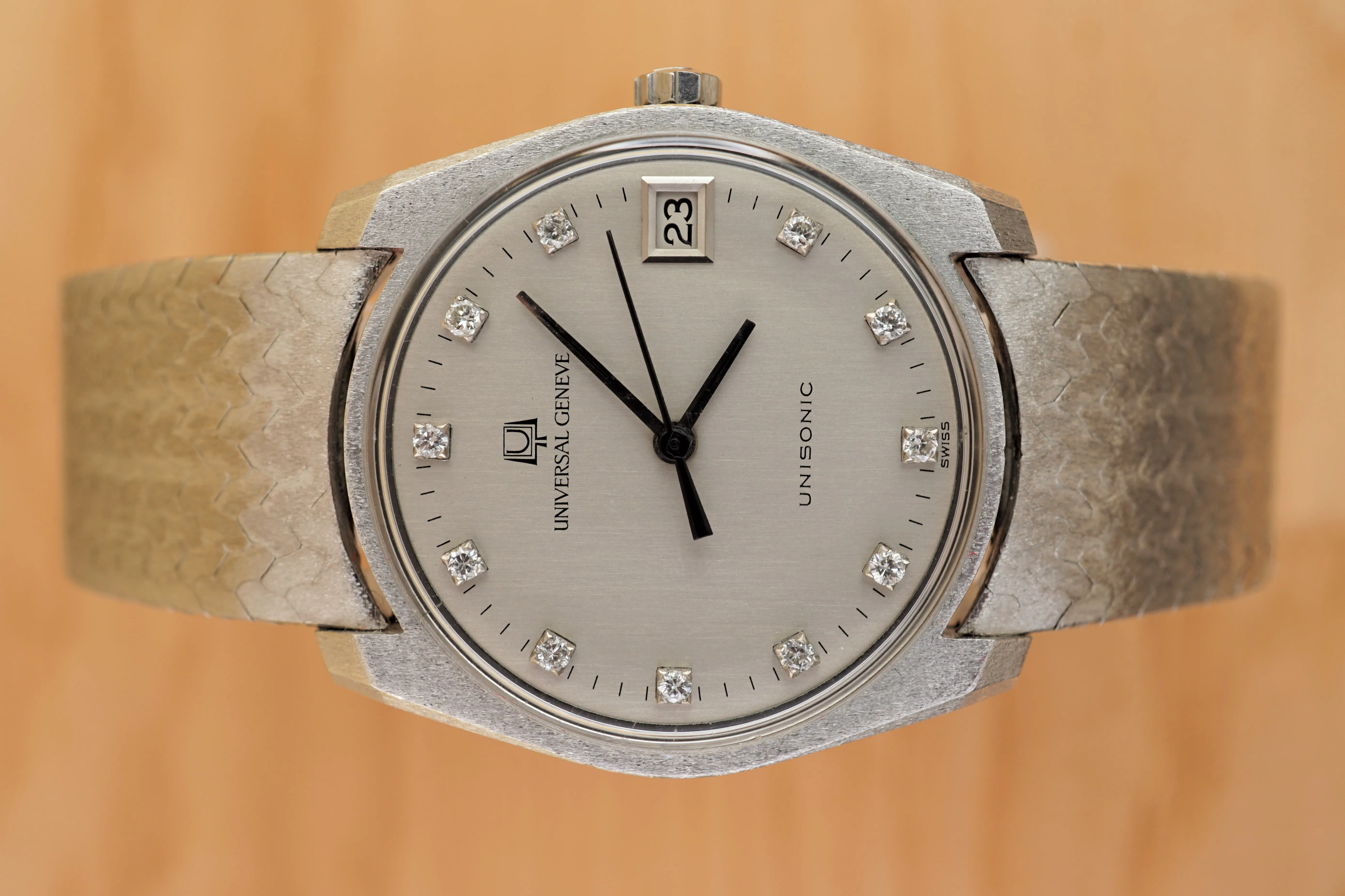 Universal Genève Polerouter 352100 34mm White gold Silver and Diamond