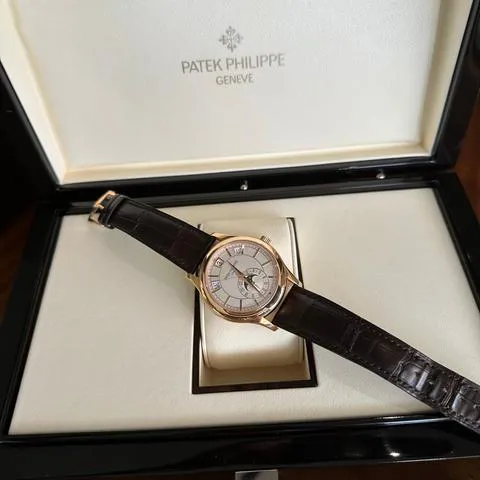 Patek Philippe Annual Calendar 5205R-001 40mm Rose gold White 1