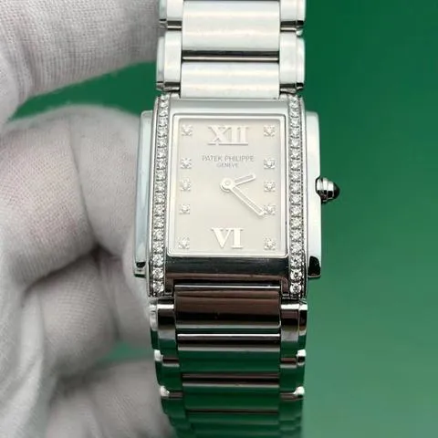 Patek Philippe Twenty~4 4910/10A 25mm Stainless steel White