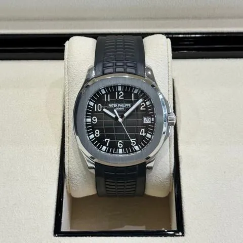 Patek Philippe Aquanaut 5167A-001 40mm Stainless steel Black