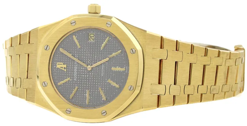 Audemars Piguet Royal Oak 5402 39mm Yellow gold 5