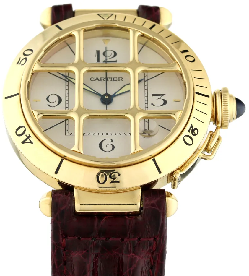 Cartier Pasha 820904 38.5mm Yellow gold