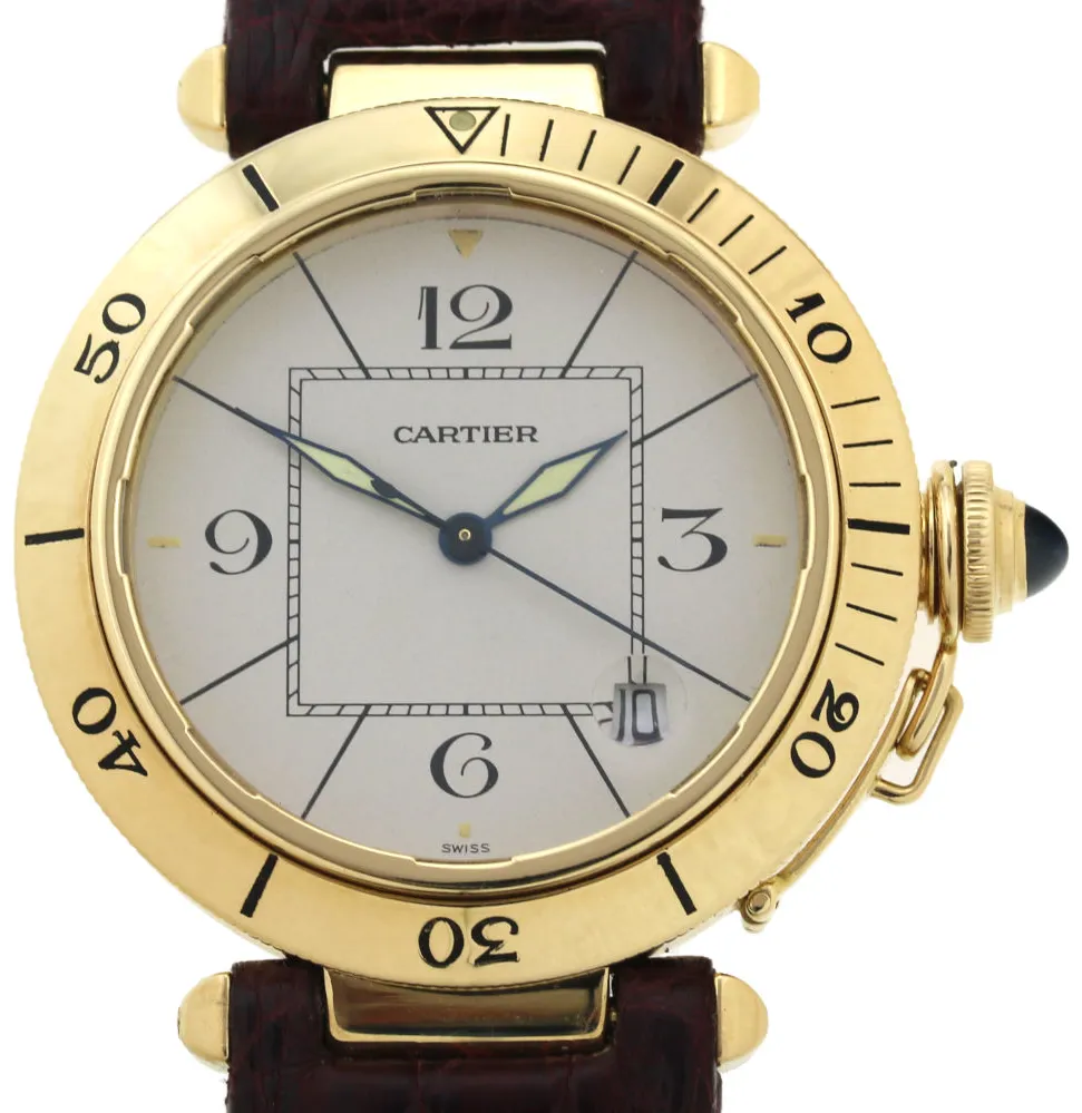 Cartier Pasha 820904 38.5mm Yellow gold 2