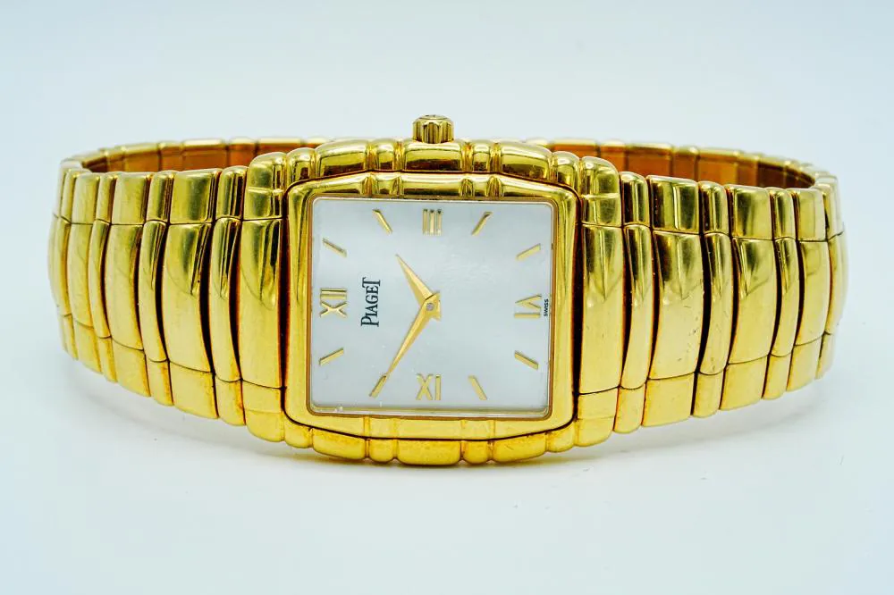 Piaget Tanagra 17061 18k yellow gold 4