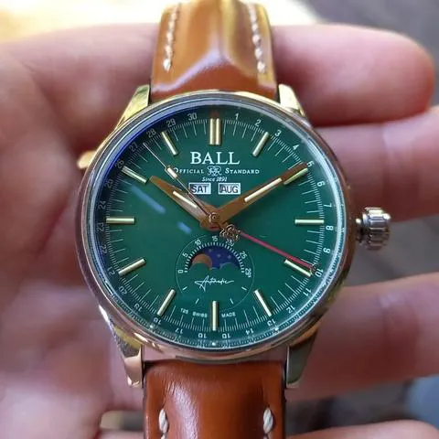 Ball Engineer II NM3016C-S1J-GR 40mm Stainless steel Green