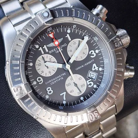 Breitling Avenger E73360 44mm Titanium Gray 2