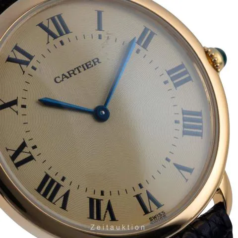 Cartier Ronde Louis Cartier 0900 1 33.5mm Yellow gold Champagne 9