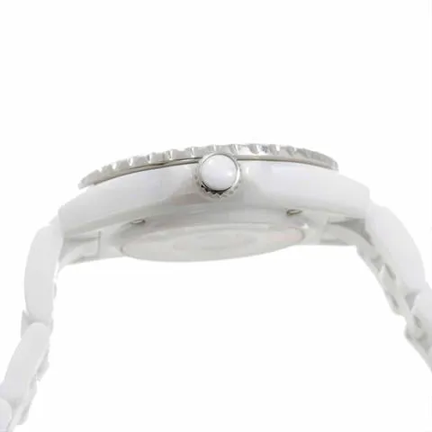 Chanel J12 H5700 39mm White ceramic White 4