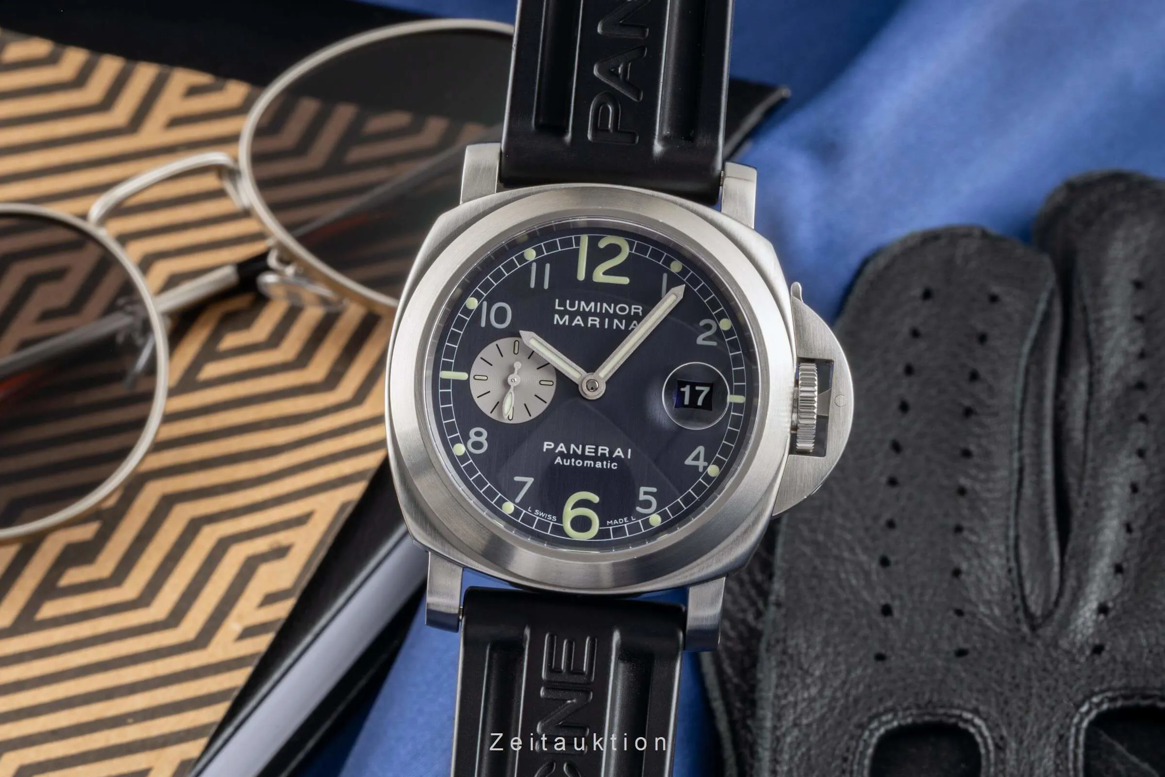 Panerai Luminor PAM 00086 44mm Stainless steel Blue