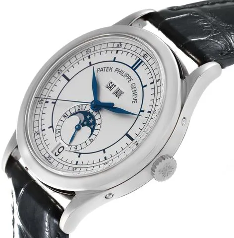 Patek Philippe Annual Calendar 5396G 38.5mm White gold Silver 4