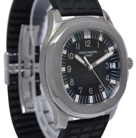 Patek Philippe Aquanaut 5065 38mm Stainless steel Black 2