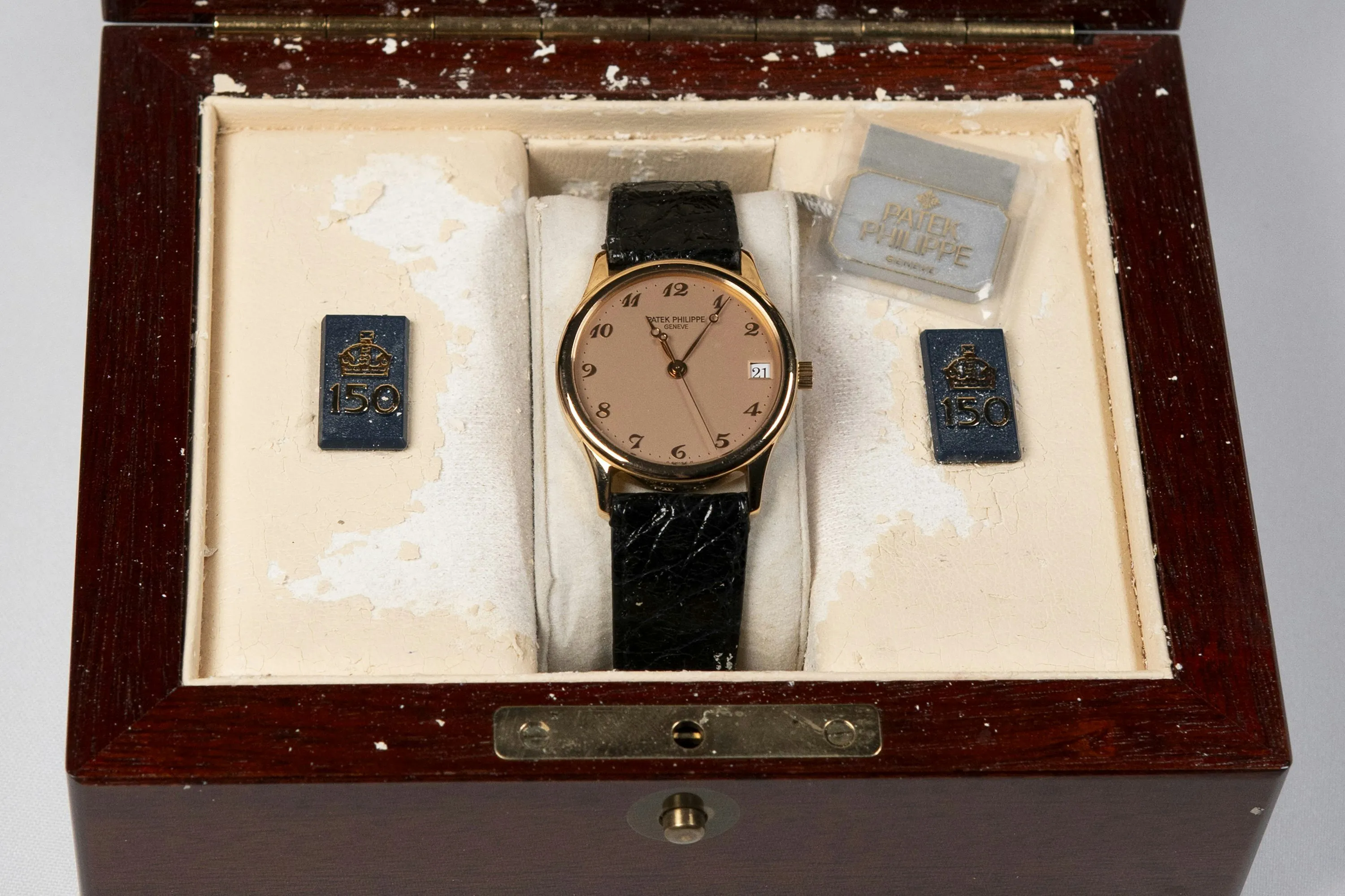 Patek Philippe Calatrava 3998 S 33.5mm Rose gold Salmon 21