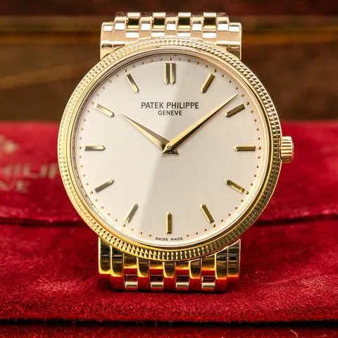 Patek Philippe Calatrava 5120/1J 35mm Yellow gold Silver