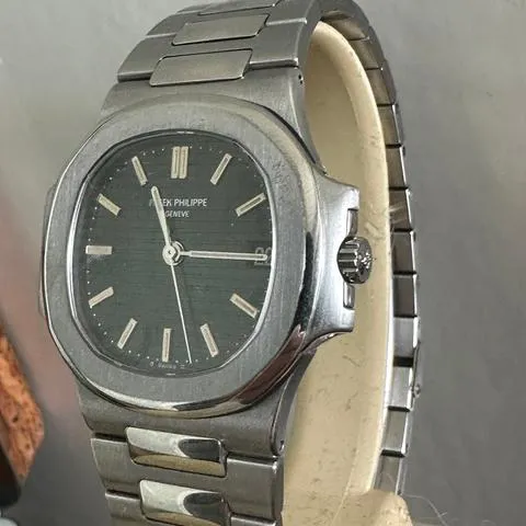 Patek Philippe Nautilus 3800/001 37mm Stainless steel Black