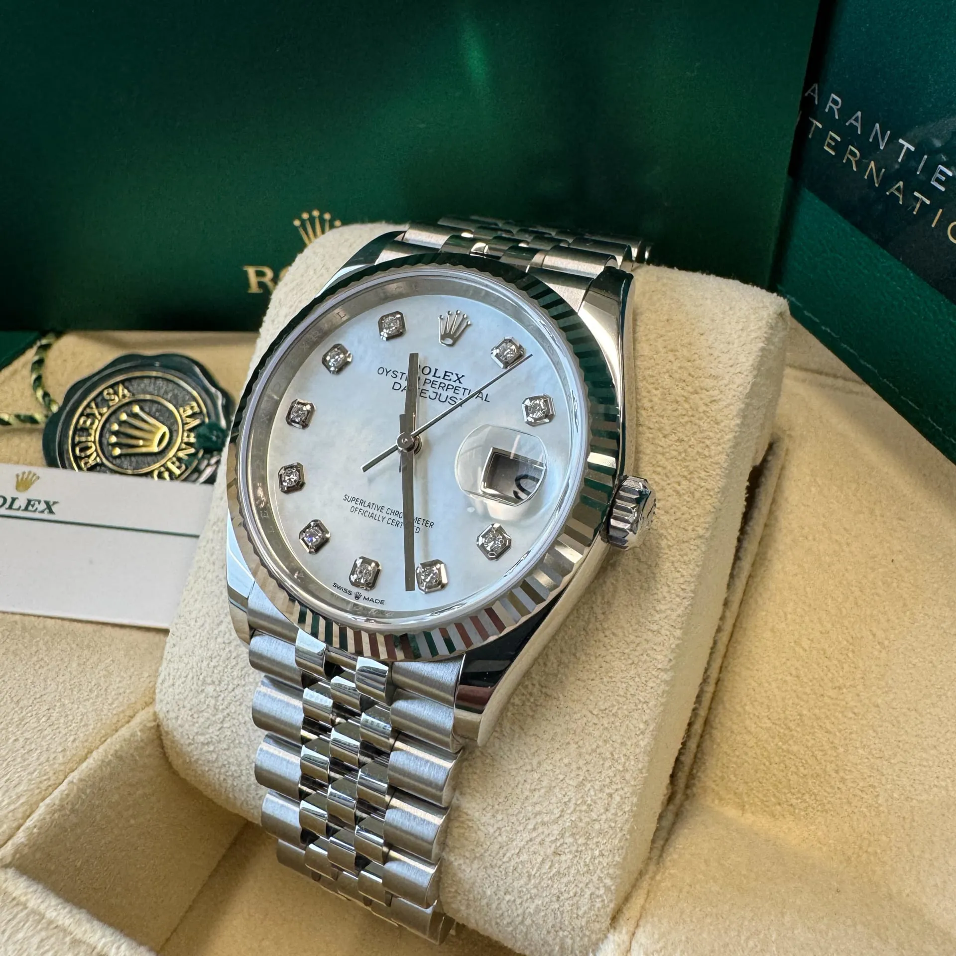 Rolex Datejust 36 126234-0019 36mm White gold and Oystersteel White