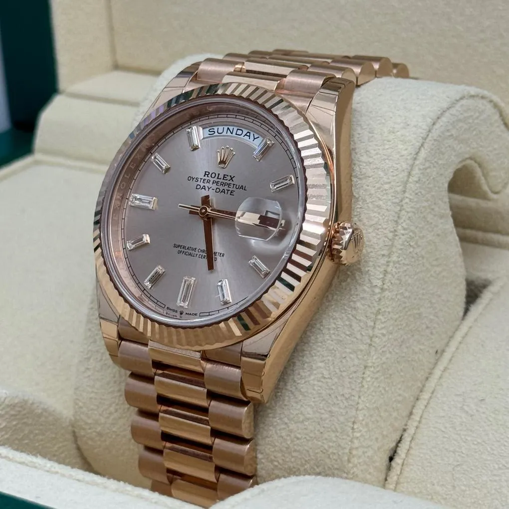 Rolex Day-Date 40 228235-0004 40mm Everose gold Gray 2