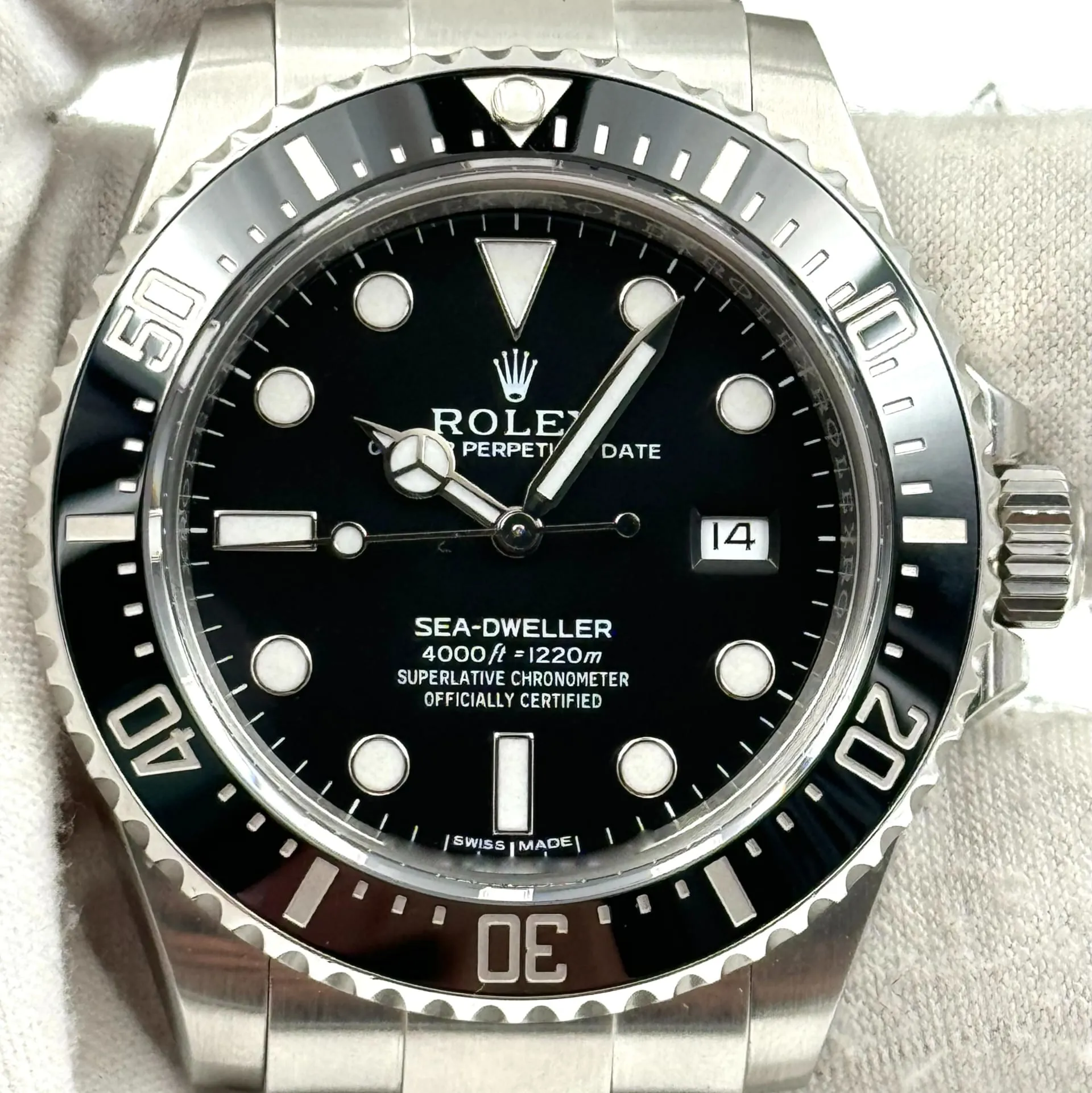 Rolex Sea-Dweller 116600-0003 40mm Stainless steel Black