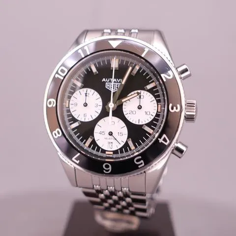 TAG Heuer Autavia CBE2110.BA0687 42mm Stainless steel Black 2