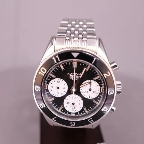 TAG Heuer Autavia CBE2110.BA0687 42mm Stainless steel Black 3