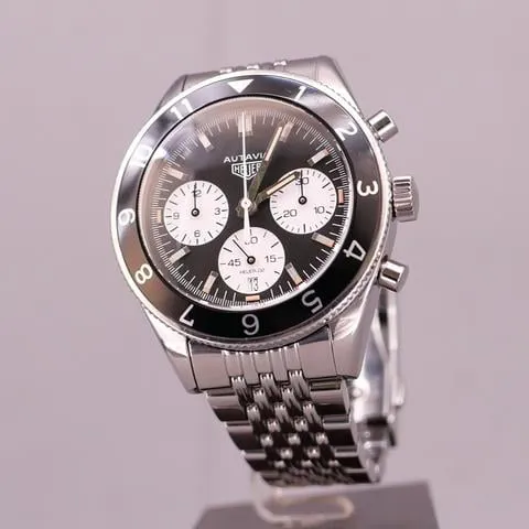 TAG Heuer Autavia CBE2110.BA0687 42mm Stainless steel Black 6