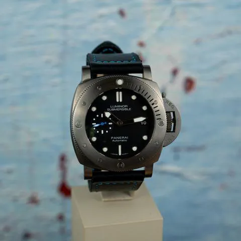 Panerai Submersible PAM 01305 47mm Titanium Black 5