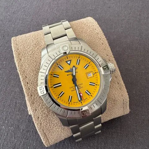 Breitling Avenger A17319101I1A1 45mm Stainless steel Yellow 7