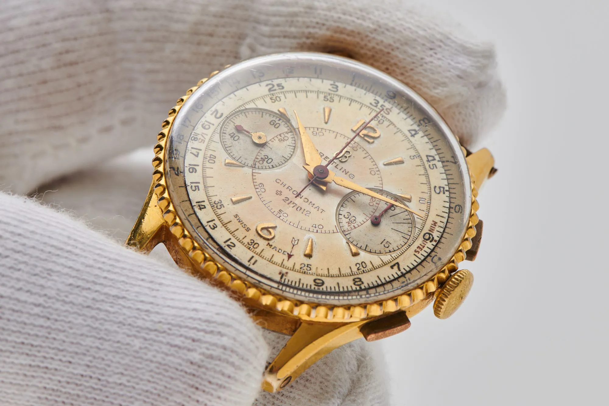 Breitling Chronomat 769 Stainless steel and Gilt Champagne 1960 Switzerland Horological Opulence Lot 02 EveryWatch