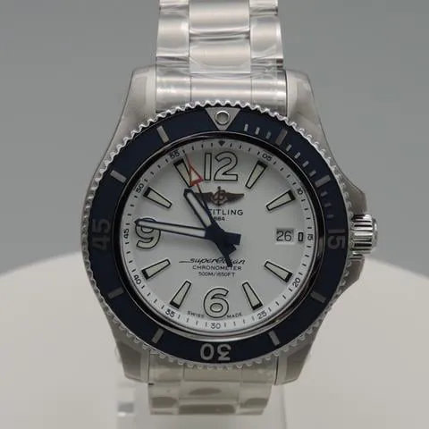 Breitling Superocean 42 A17366D81A1A1 42mm Stainless steel White