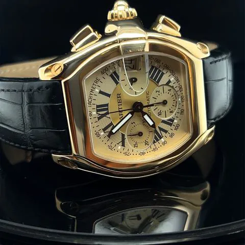 Cartier Roadster 2619 48mm Yellow gold Champagne 1