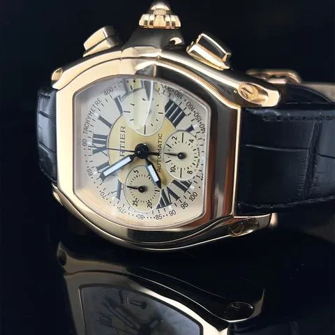 Cartier Roadster 2619 48mm Yellow gold Champagne 3