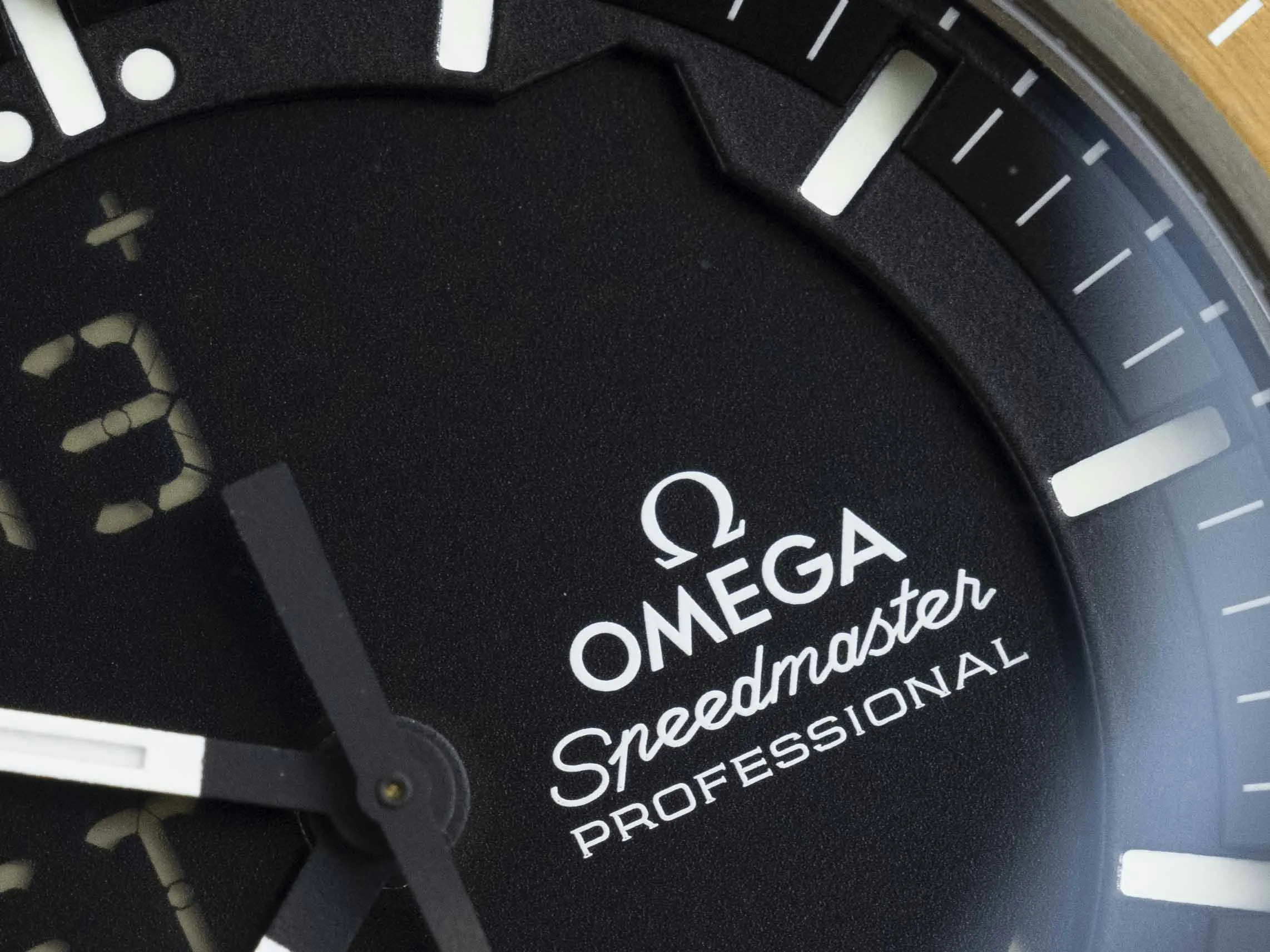 Omega Speedmaster 318.90.45.79.01.003 45mm Titanium Black 11