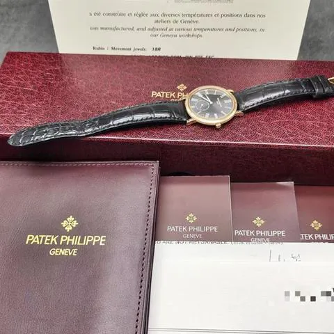 Patek Philippe Calatrava 3919J 34mm Yellow gold Black