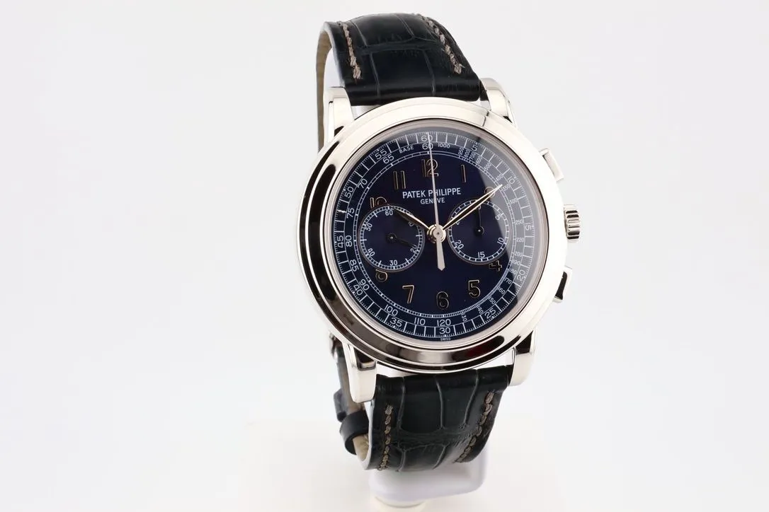 Patek Philippe Chronograph 5070P-001 42mm Platinum Blue