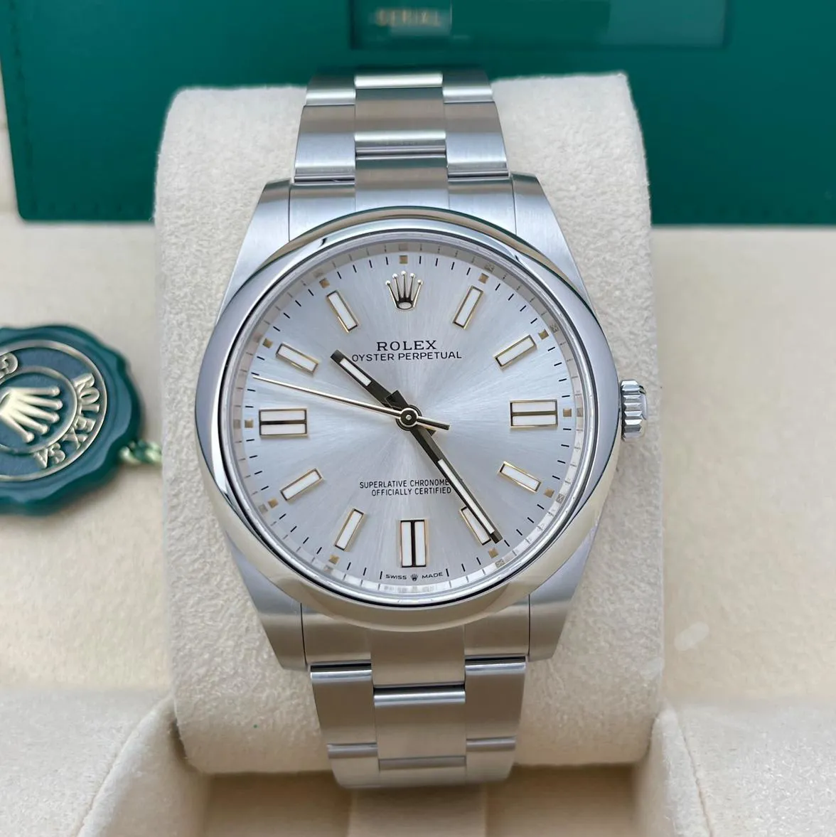 Rolex Oyster Perpetual 124300-0001 41mm Oystersteel Silver