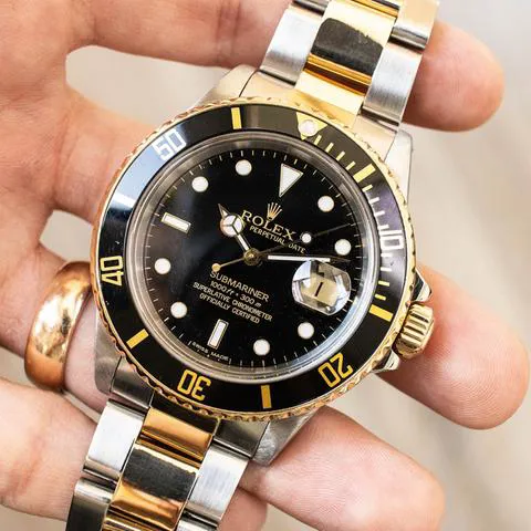 Rolex Submariner 16803 40mm Yellow gold and Stainless steel Black