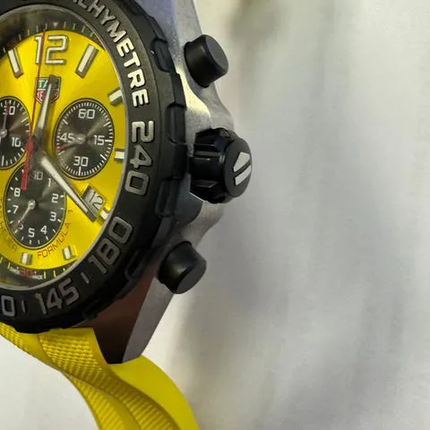 TAG Heuer Formula 1 CAZ101AM.FT8054 43mm Stainless steel Yellow 7