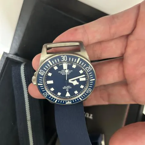 Tudor Pelagos 25707B/21 42mm Titanium Blue 5