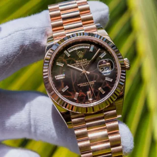 Rolex Day-Date 40 228235-0045 Rose gold Black