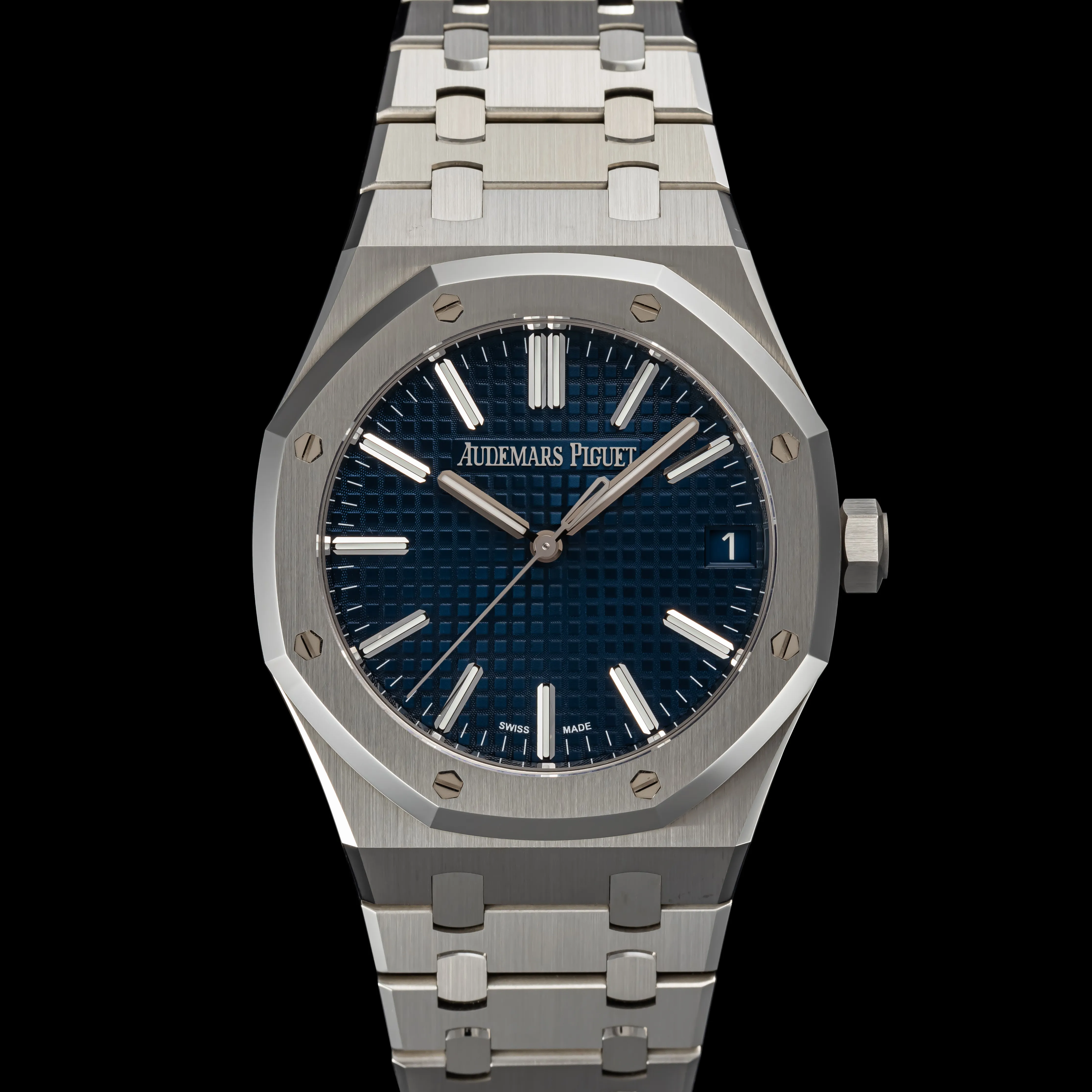 Audemars Piguet Royal Oak 15510ST.OO.1320ST.06 41mm Stainless steel Night blue