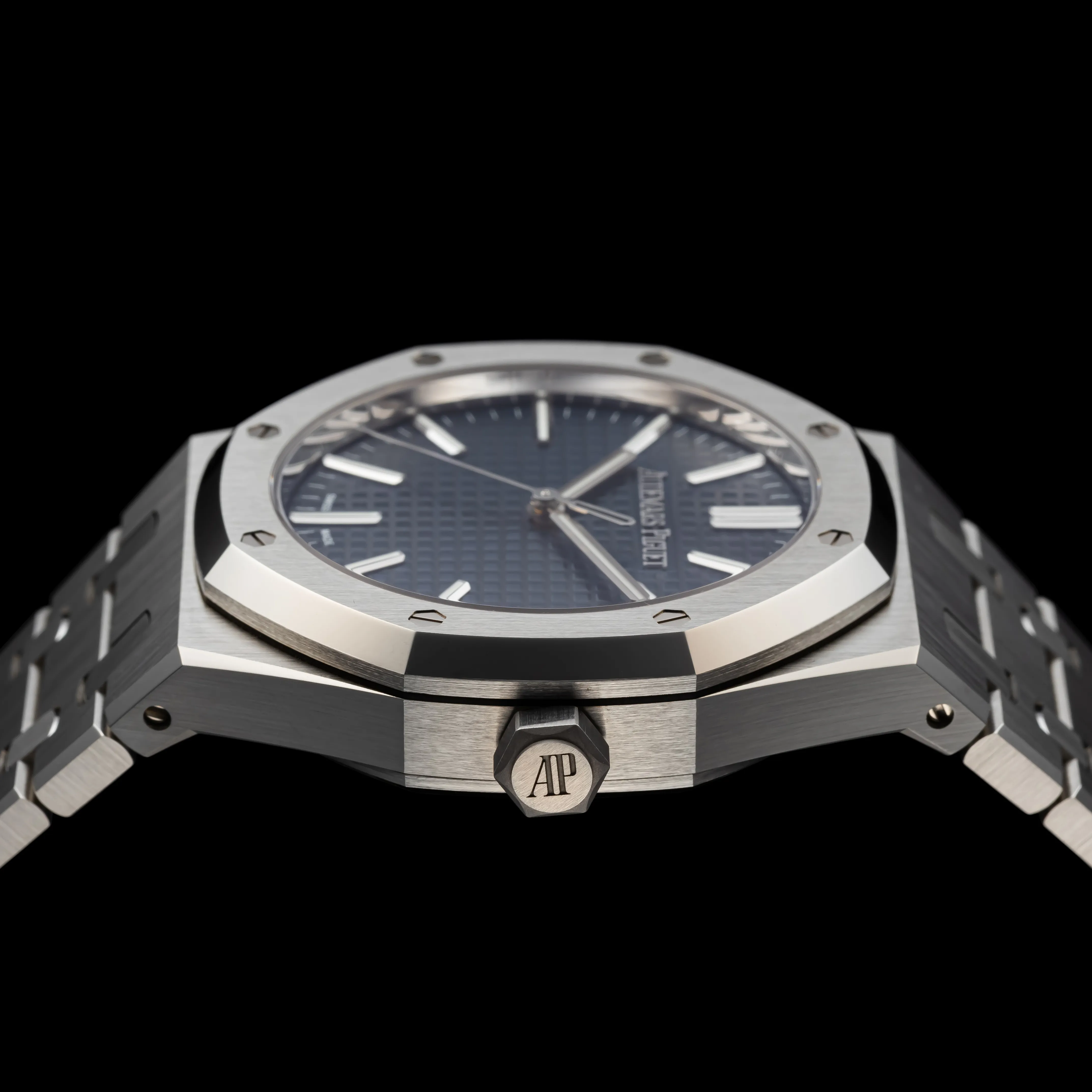 Audemars Piguet Royal Oak 15510ST.OO.1320ST.06 41mm Stainless steel Night blue 2