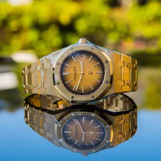 Audemars Piguet Royal Oak 16202BA.OO.1240BA.01 Yellow gold Champagne