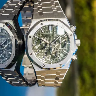 Audemars Piguet Royal Oak 26240ST.OO.1320ST.04 Stainless steel Green