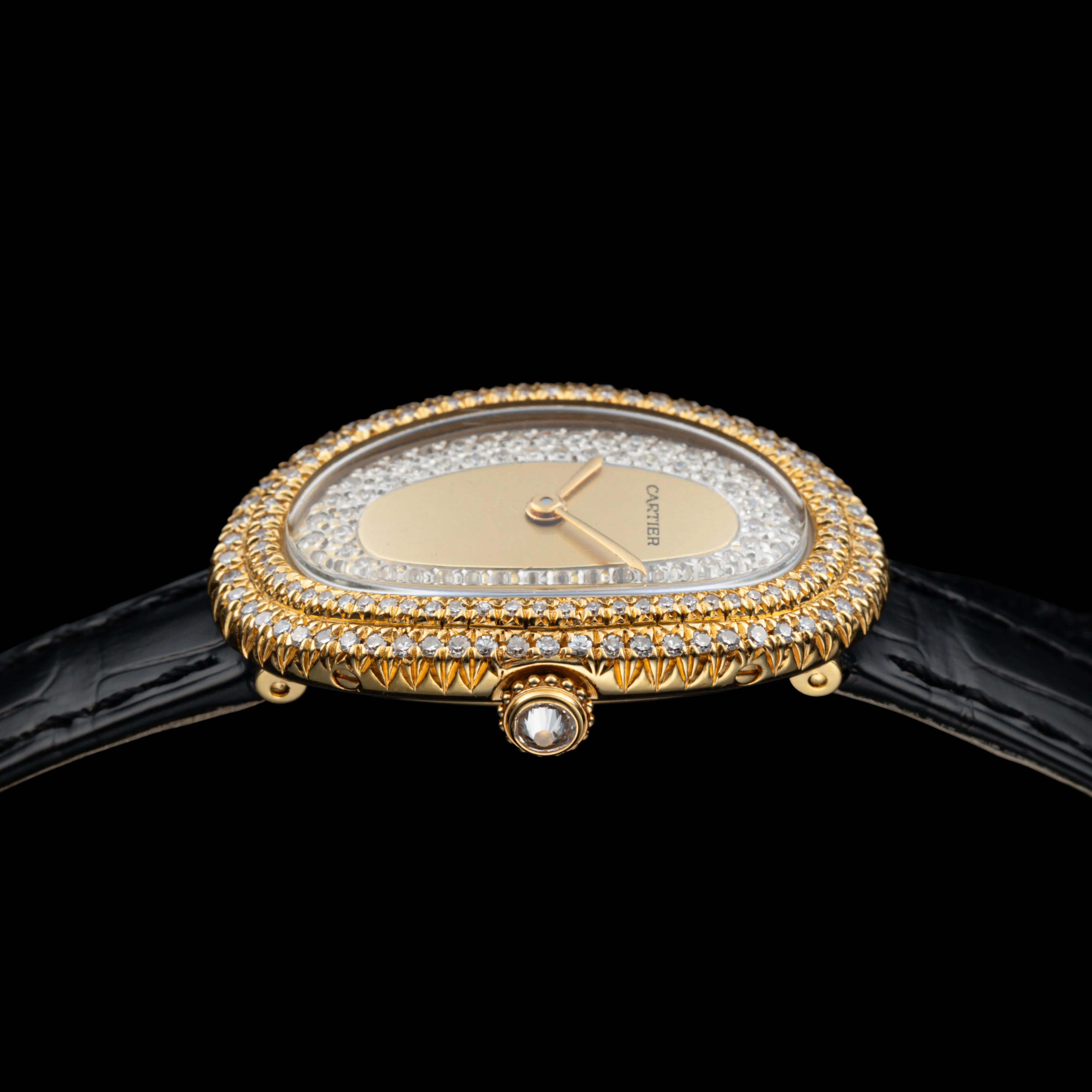 Cartier Baignoire W2020057 22mm Diamond and 18k yellow gold 2