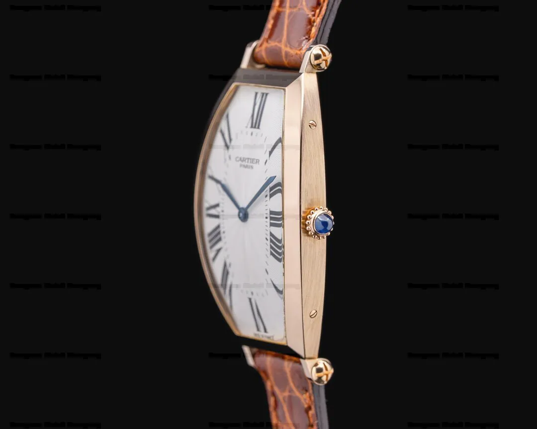 Cartier Tonneau 2458 B 29.5mm Yellow gold Guilloché 2