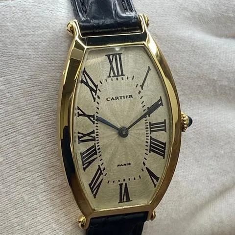 Cartier Tonneau 26mm Yellow gold Silver 2