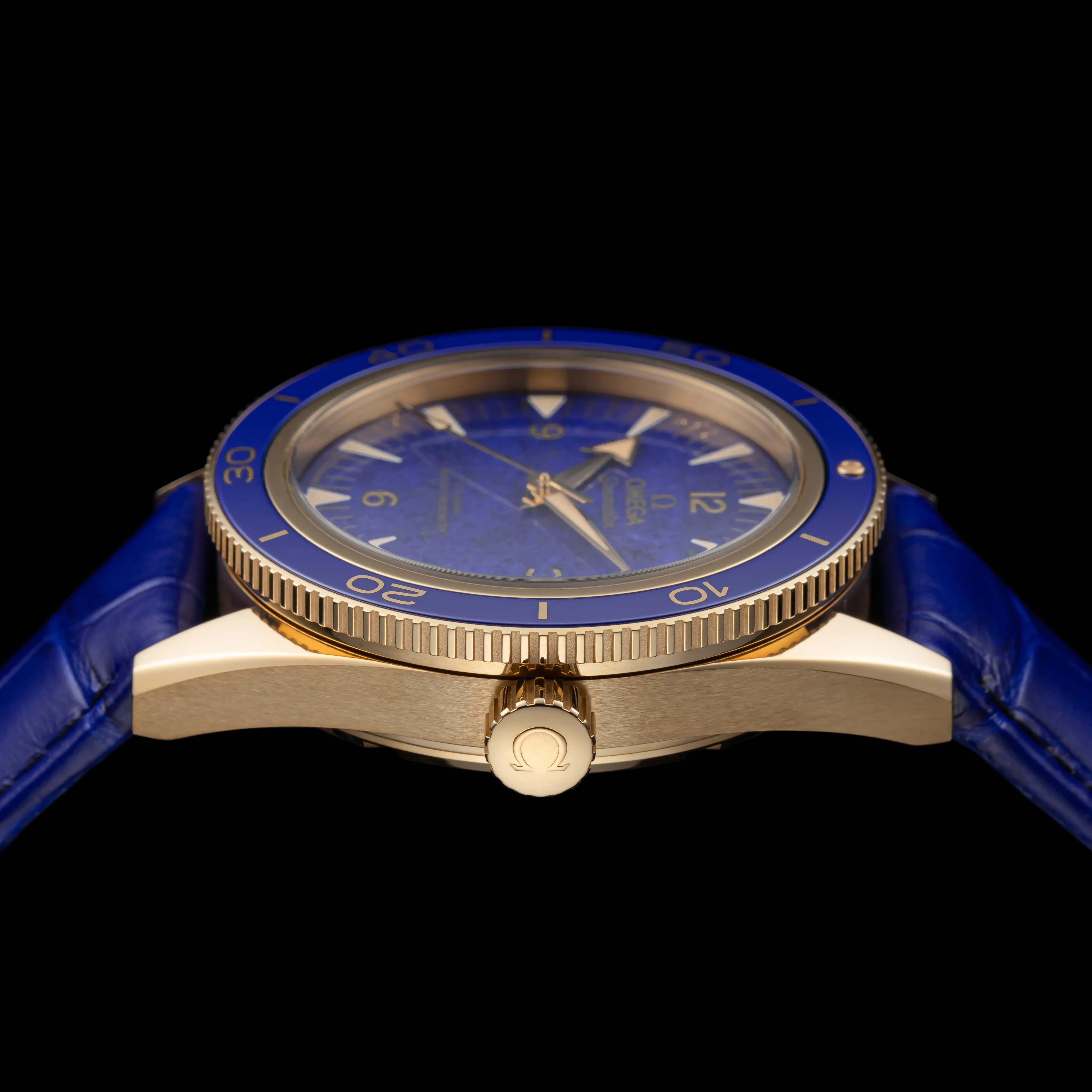 Omega Seamaster 300 234.63.41.21.99.002 40mm Ceramic and 18k yellow gold Blue 2