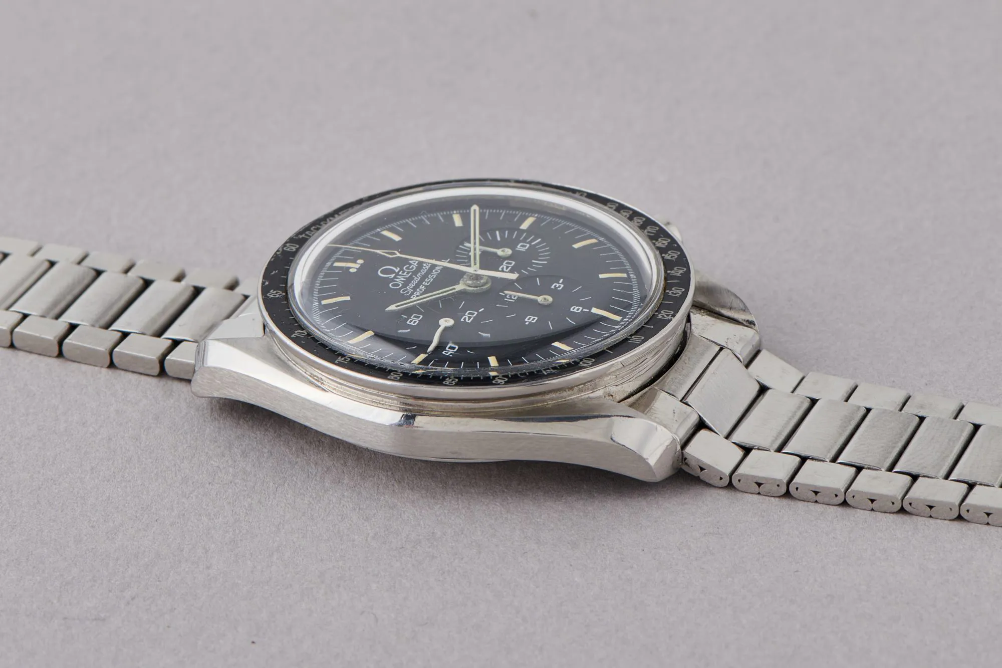 Omega Speedmaster Moonwatch 145.022-69 ST 42mm Stainless steel Black 4