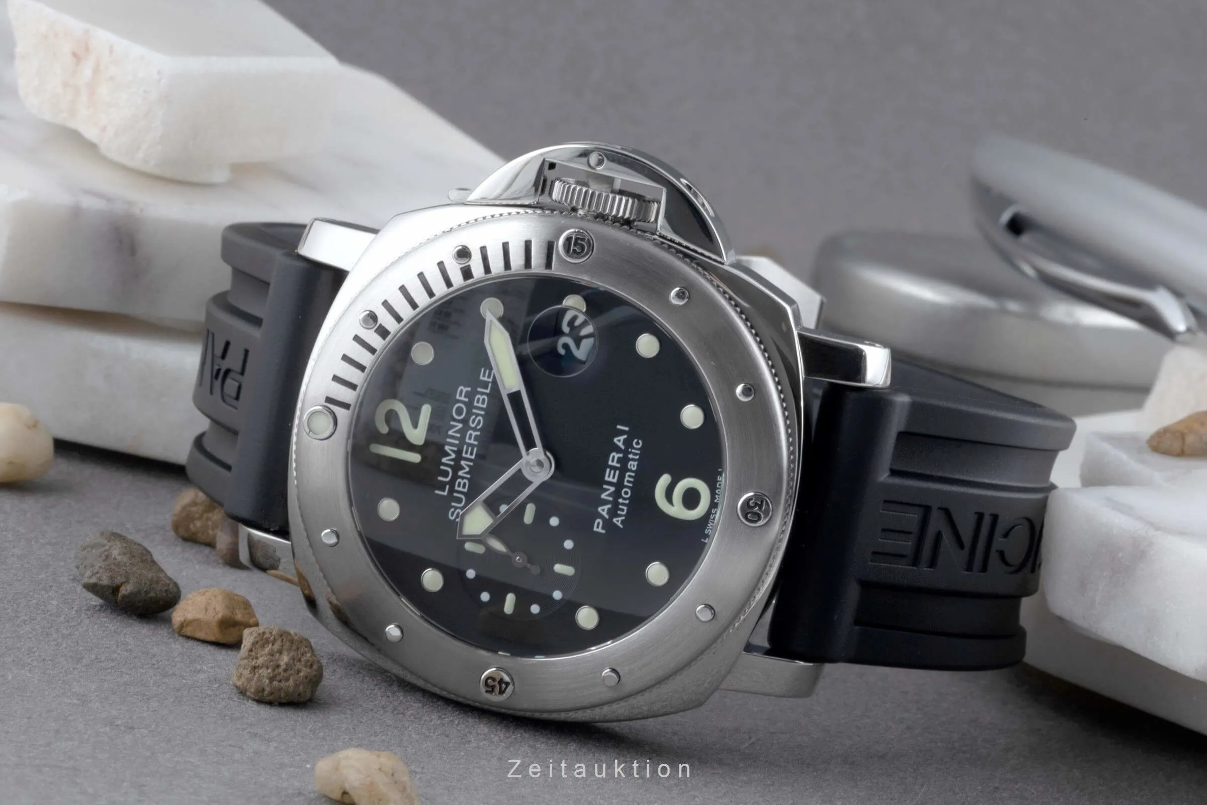 Panerai Submersible PAM 00024 44mm Stainless steel Black 1