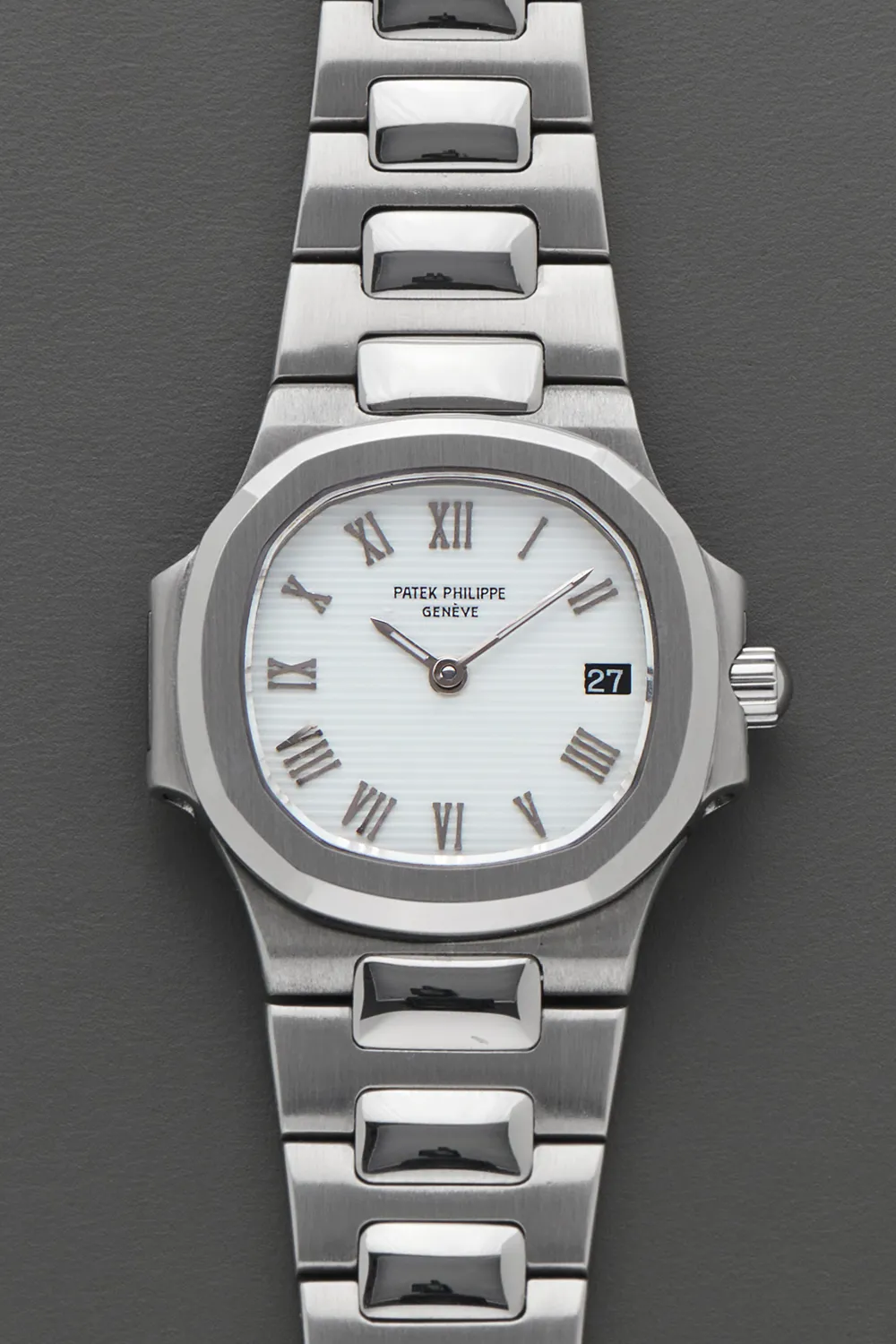 Patek Philippe Nautilus 4700/1A-053