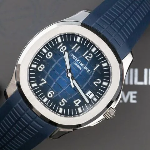 Patek Philippe Aquanaut 5168G-001 42mm White gold Blue 5